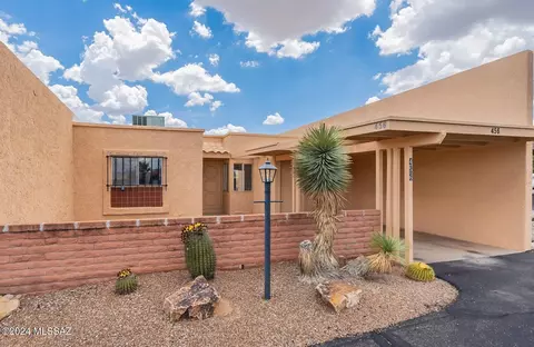 456 W San Ignacio, Green Valley, AZ 85614