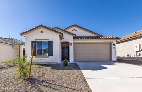 855 W Calle El Acuario, Sahuarita, AZ 85629