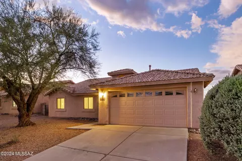 10575 E Heartleaf Willow Dr, Tucson, AZ 85747 photo 2