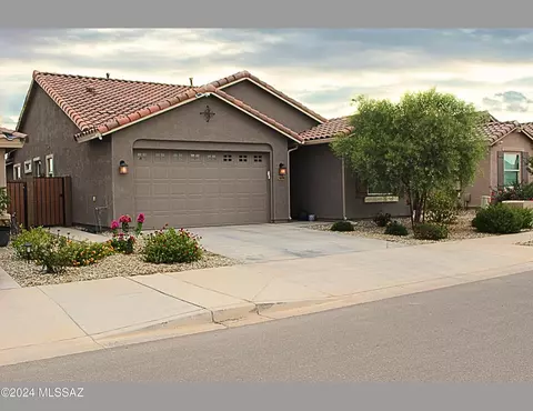 24438 N 164th Dr, Surprise, AZ 85387