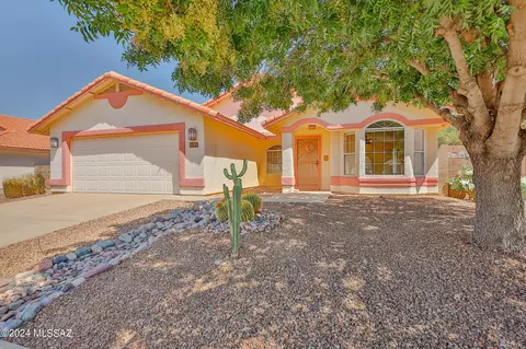 9141 Elderberry St, Tucson, AZ 85747