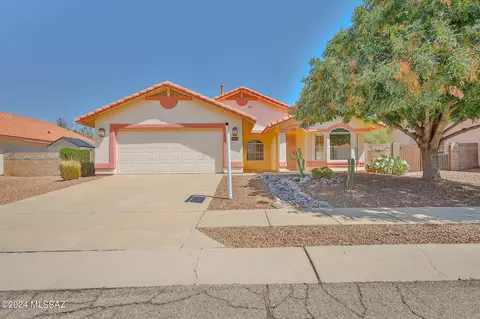 Exterior - 9141 Elderberry St, Tucson, AZ 85747 photo 2 of 7