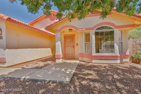 Exterior - 9141 Elderberry St, Tucson, AZ 85747 photo 3 of 7