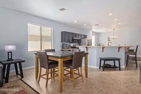 637 E Blue Rock Way, Vail, AZ 85641 photo 10