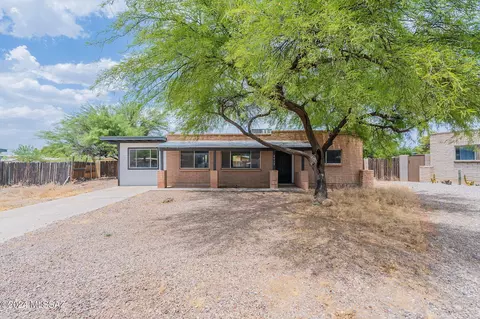 4412 W Calle Jocobo, Tucson, AZ 85741