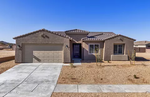 7998 S Velvet Ash Dr, Tucson, AZ 85747