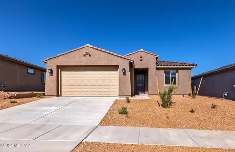 7916 S Sonoran Oak Dr, Tucson, AZ 85747