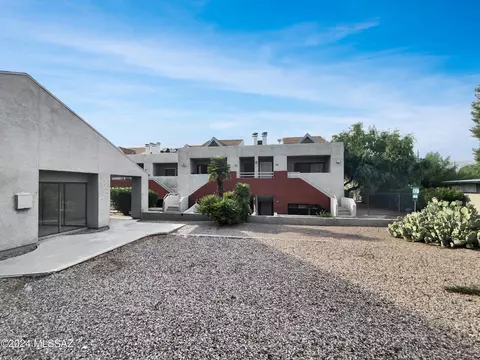 2744 N Country Club Rd #109, Tucson, AZ 85716