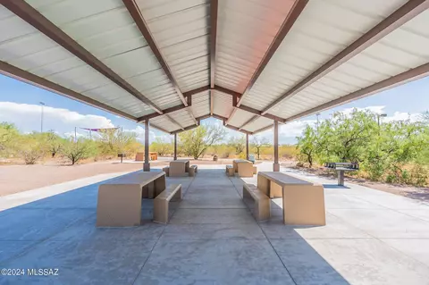 View/Area - 9484 E Stonehaven Way, Tucson, AZ 85747 photo 2 of 2