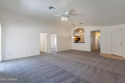 Living - 9484 E Stonehaven Way, Tucson, AZ 85747 photo 3 of 4