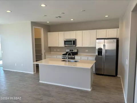 10641 W Herscher St, Marana, AZ 85653