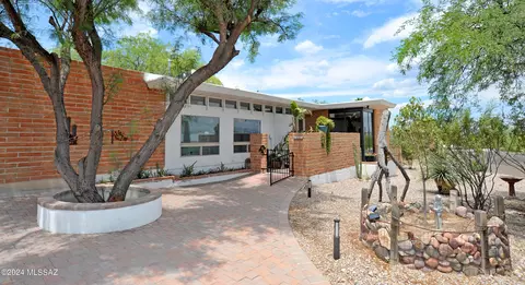 1625 N Pavo Pl, Tucson, AZ 85745