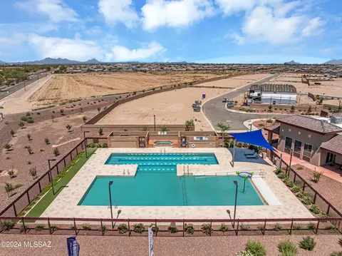 10489 W Thetford Ln, Marana, AZ 85653