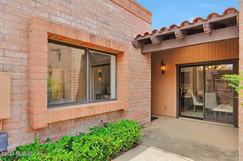 6874 E Via Vigna, Tucson, AZ 85750 photo 4