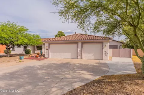 1725 W Placita Del Zocalo, Sahuarita, AZ 85629