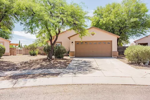 2993 S Foster Dr, Tucson, AZ 85730