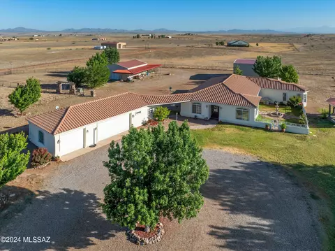 68 Elgin Rd, Elgin, AZ 85611 photo 3