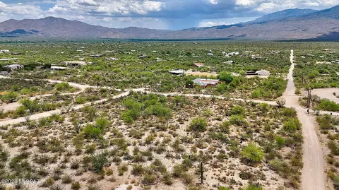 400 S Pinto Pl, Tucson, AZ 85748