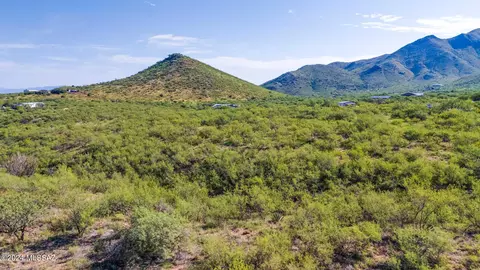 15475 E Hillton Ranch Rd, Vail, AZ 85641 photo 3