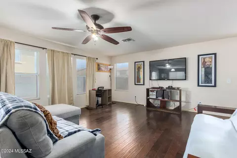 6809 S Parliament Dr, Tucson, AZ 85756 photo 3