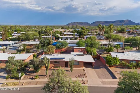 2851 W Canada St, Tucson, AZ 85746