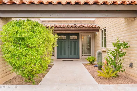 2032 W Shalimar Way, Tucson, AZ 85704