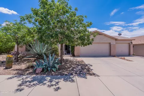 8340 N Freshwater Ln, Tucson, AZ 85741