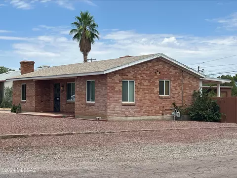 2147 E Silver St, Tucson, AZ 85719 photo 2