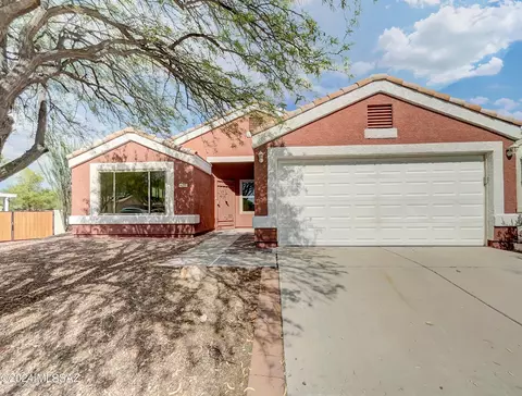 8277 S Va De Ronaldo, Tucson, AZ 85747