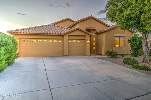 8077 N High Branch Dr, Tucson, AZ 85743