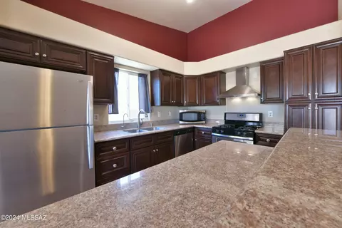 9503 E Caldwell Dr, Tucson, AZ 85747 photo 3