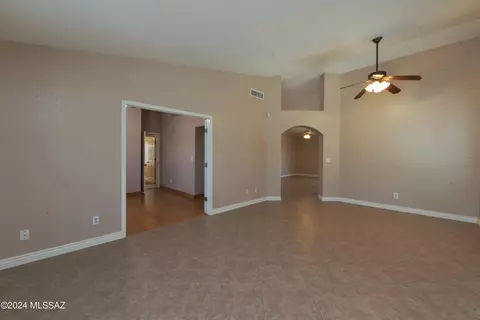 9503 E Caldwell Dr, Tucson, AZ 85747 photo 7