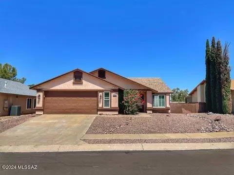 9503 E Caldwell Dr, Tucson, AZ 85747