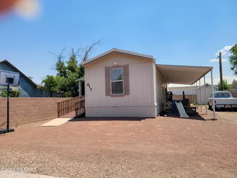 617 W 4th St, Safford, AZ 85546
