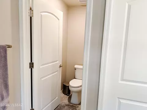 Bath - 14259 E Adeline Dr, Vail, AZ 85641 photo 2 of 4