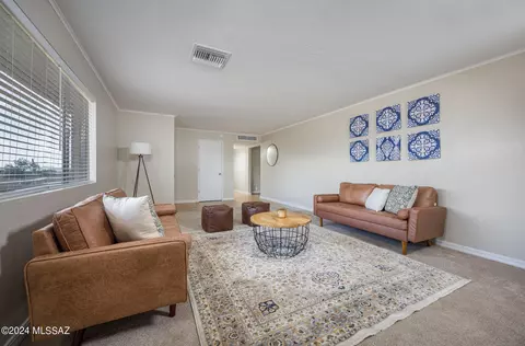 9336 W Floyd St, Tucson, AZ 85735
