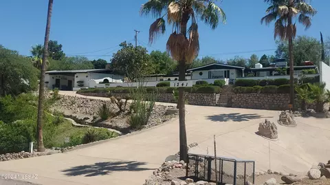 1241 W Cimarron St, Nogales, AZ 85621