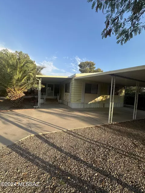 3411 W Apricot Dr, Tucson, AZ 85741