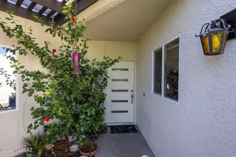 2427 W Tucana St, Tucson, AZ 85745