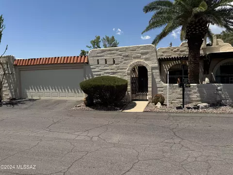 285 S Kolb Rd #29, Tucson, AZ 85710