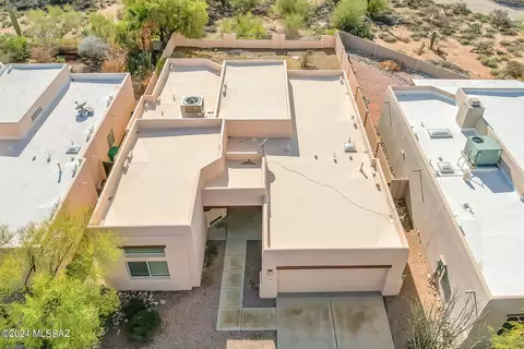 View/Area - 452 E Wine Plum Dr, Tucson, AZ 85704 photo 5 of 5