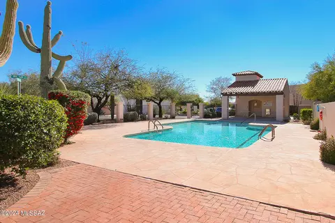 Exterior - 452 E Wine Plum Dr, Tucson, AZ 85704 photo 10 of 10