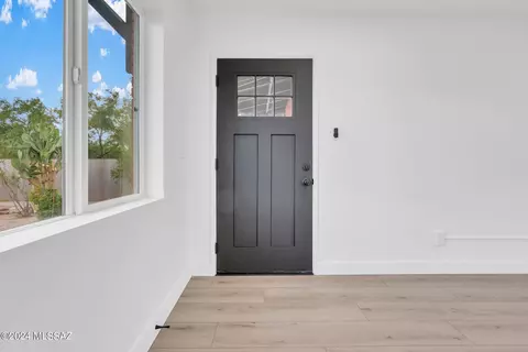 Entry Way - 1433 E Spring St, Tucson, AZ 85719 photo 1 of 3