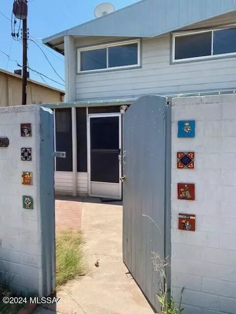 1735 S Jones Blvd #J14, Tucson, AZ 85713