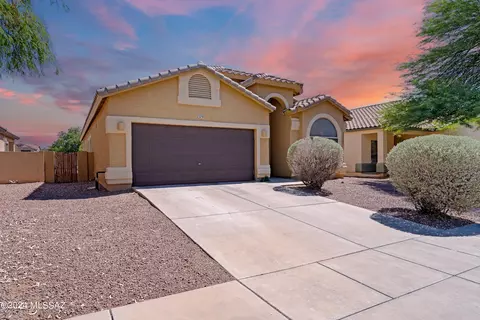 379 E Camino Del Pinsapo, Sahuarita, AZ 85629