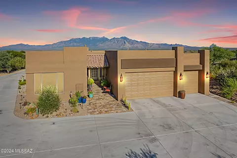 5550 S Atascosa Peak Dr, Green Valley, AZ 85622