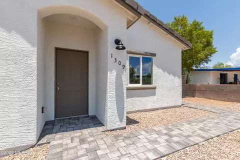 Other - 1309 E Skyview St, Tucson, AZ 85756 photo 4 of 11