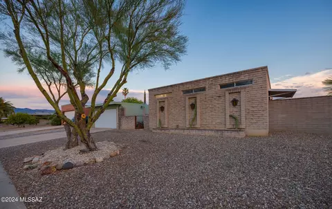 8964 E Maple Leaf Dr, Tucson, AZ 85710 photo 30