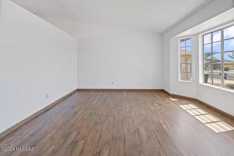 Living - 7621 S Falster Ave, Tucson, AZ 85747 photo 3 of 12