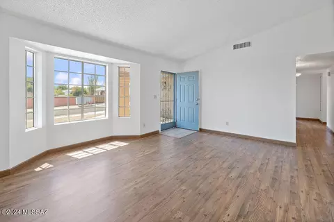Living - 7621 S Falster Ave, Tucson, AZ 85747 photo 4 of 12